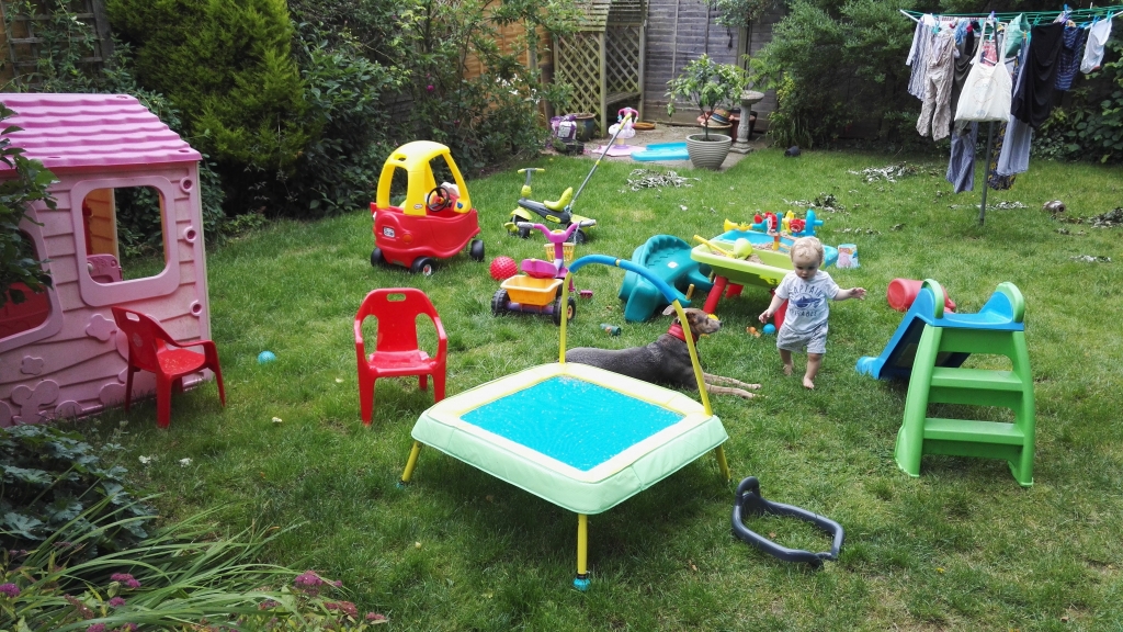 Surviving a heatwave with toddlers (1)