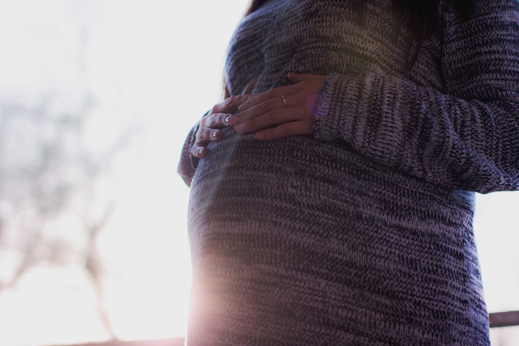 pregnant belly - pregnancy sucks and it's ok to admit it