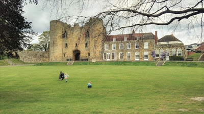Tonbridge Castle Grounds and Tonbridge Racecourse Sportsground/Park, Tonbridge