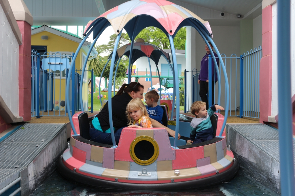 Peppa Pig World - new rides: Grampy Rabbit's Sailing Club boat
