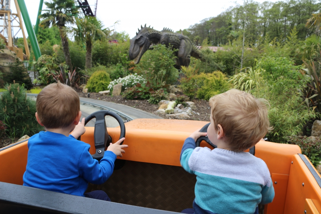The Dinosaur Tour Co (Paulton's Park)