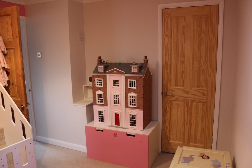 Children's Girly Room Makeover - after (21)