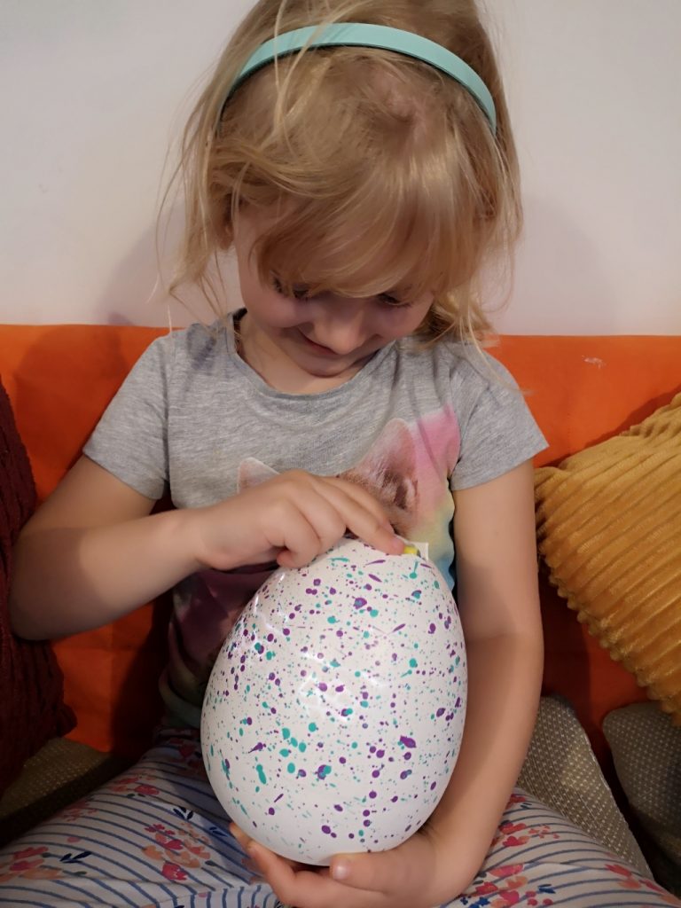 Hatchimals Hatchibabies review (48)