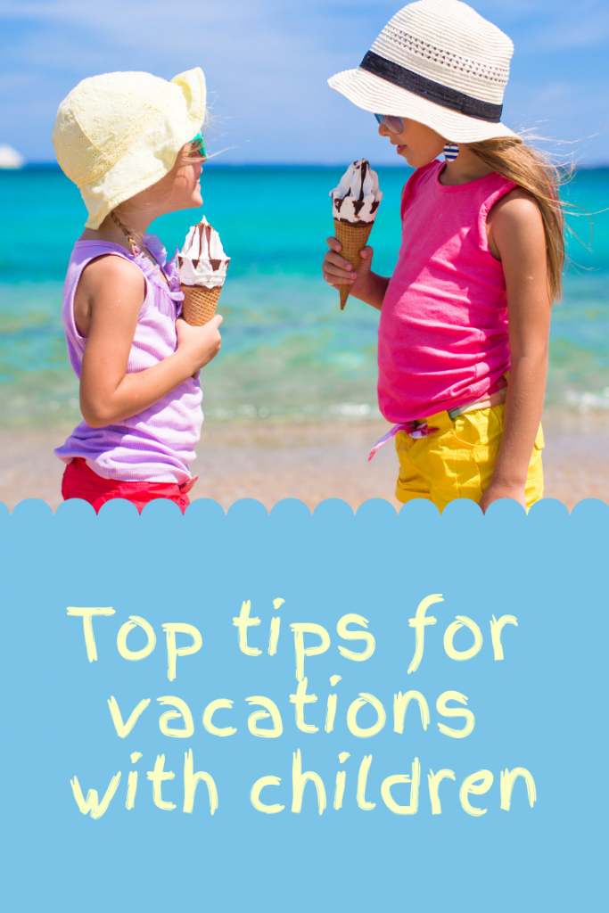 Heading to the beach on your summer holiday? Top tips for vacations with primary school aged children (aged 4-7) - Best family travel tips #travel #travelwithkids #familytravel #holidays #vacation