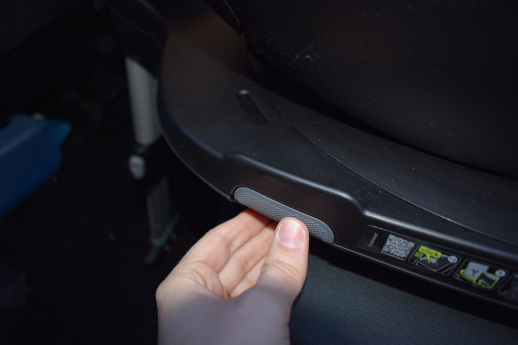 Britax Romer Dualfix iSize newborn baby car seat review (52)