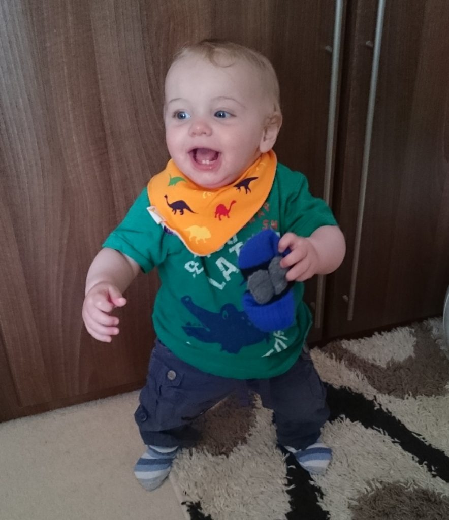 Baby walking at 9m
