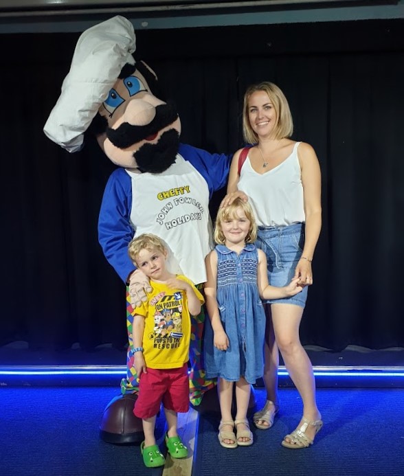Children's holiday entertainment