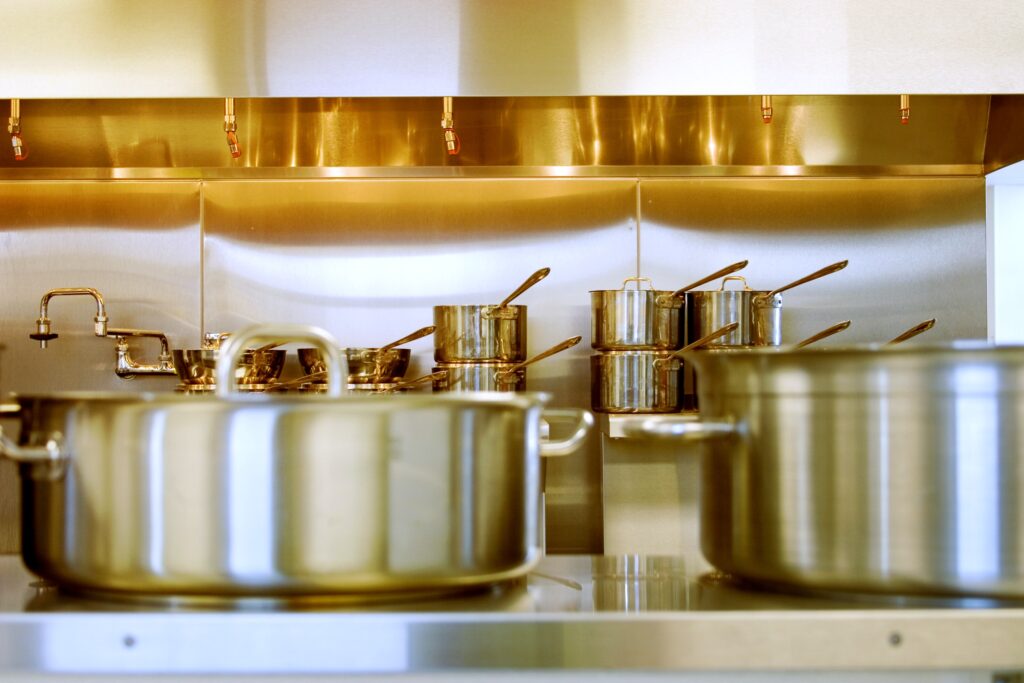 How To Cook With Stainless Steel Pots And Pans