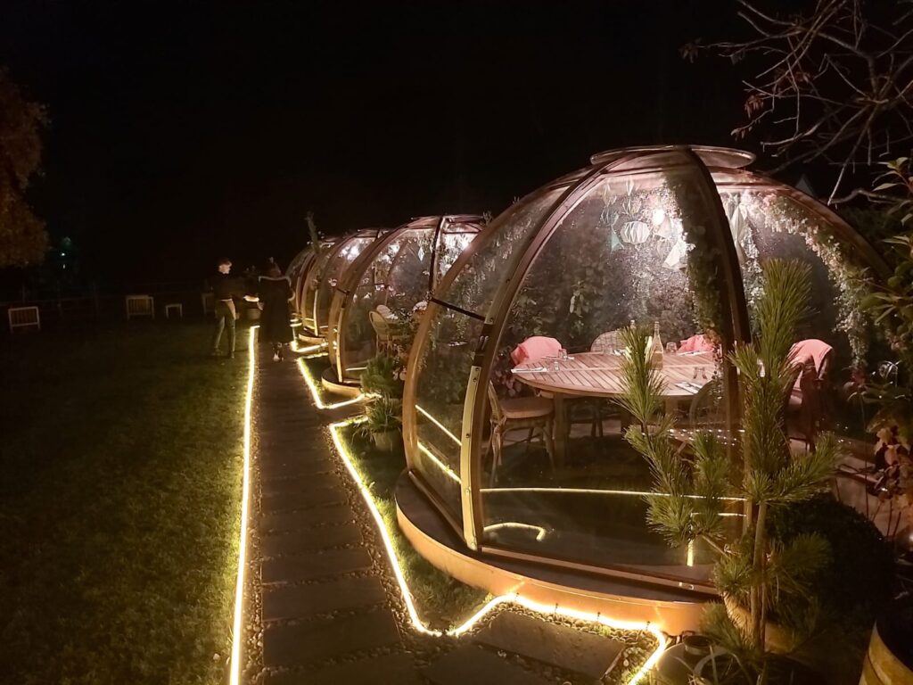 Copps club igloo pods review