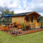 5 Reasons to Get a Summer House