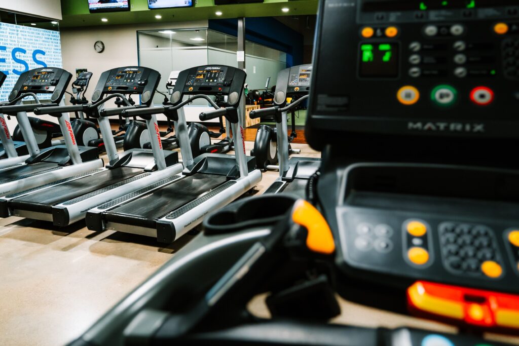 Dear old man at the gym: Please do not talk to me