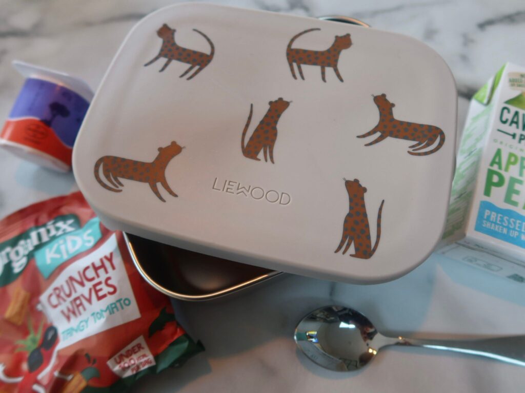 packed lunch box via realmumreviews