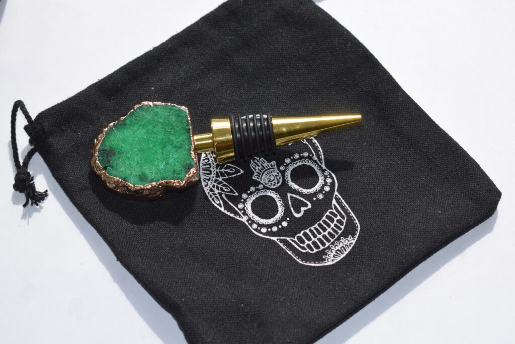 Green Agate wine bottle stopper from Xander Kostroma