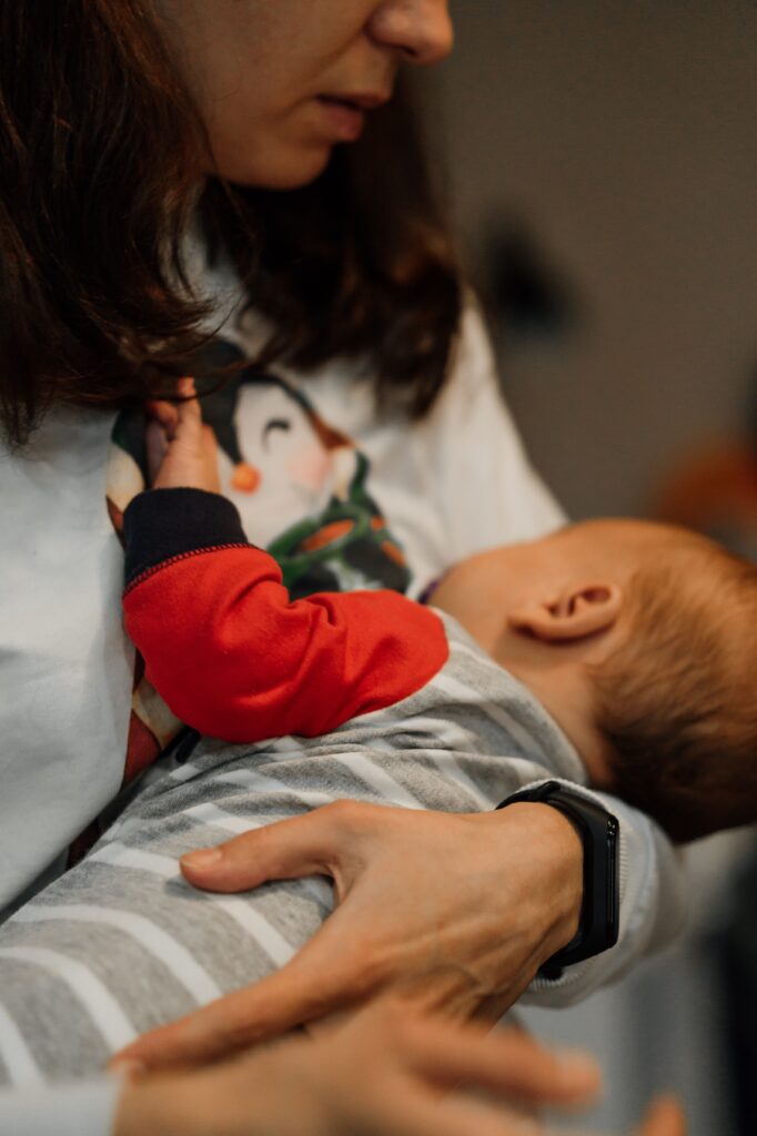 Pump in Style! Tips for breastfeeding during baby's first Christmas